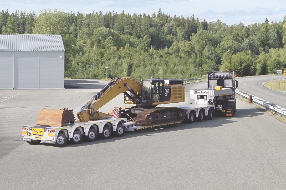 Goldhofer to present the STZ-VP 8 low-loader trailer at the Solutrans 2019 expo